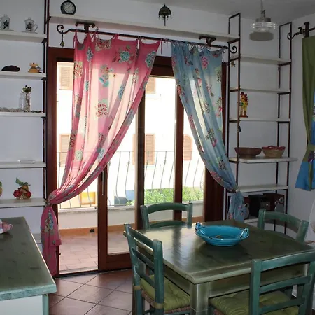 Charming Flat In Appartamento Santa Teresa di Gallura