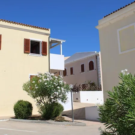 Apartamento Charming Flat In *