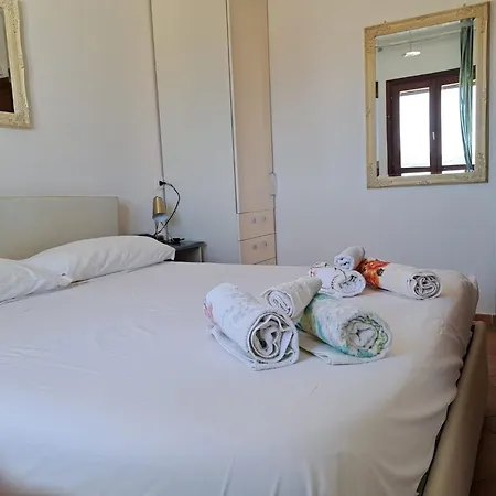 Charming Flat In Santa Teresa Gallura